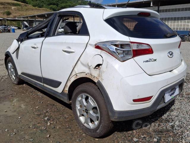 2014 HYUNDAI HB20 
