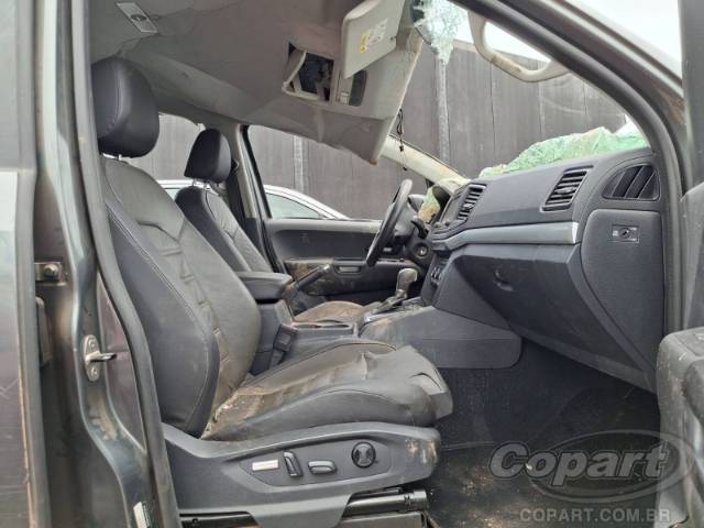 2017 VOLKSWAGEN AMAROK 