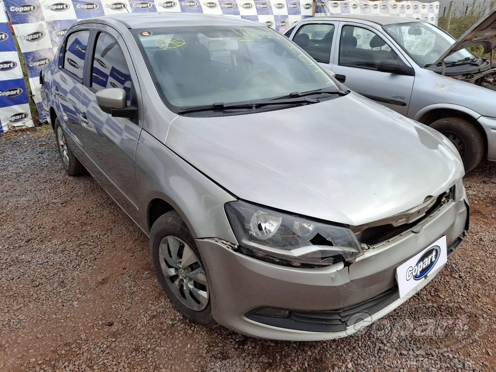 VOLKSWAGEN VOYAGE 2013
