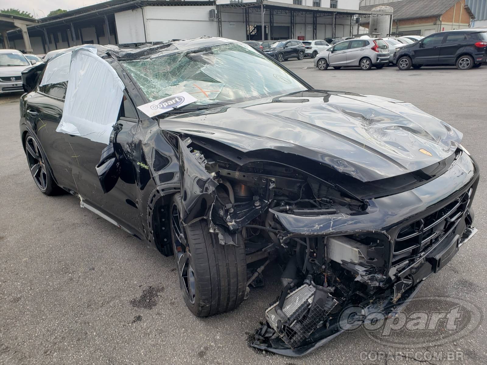 Veículo Porsche CAYENNE Porsche Cayenne Coupe Turbo S E-Hybrid 2022 Médio Dano 2022 em leilão