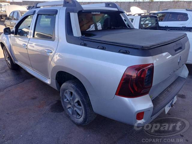 2017 RENAULT DUSTER OROCH 