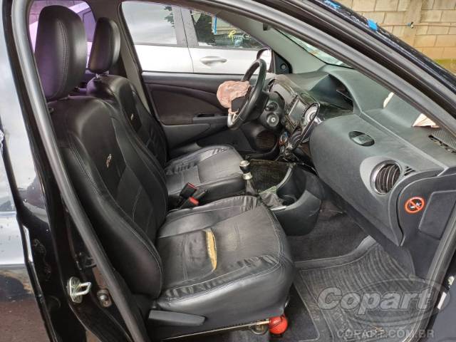 2015 TOYOTA ETIOS SEDA 