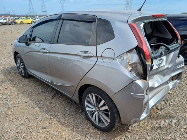 2016 HONDA FIT 