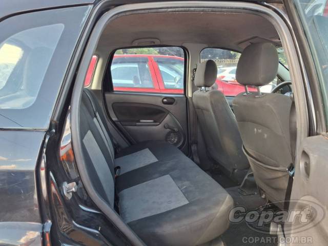 2011 FORD FIESTA 