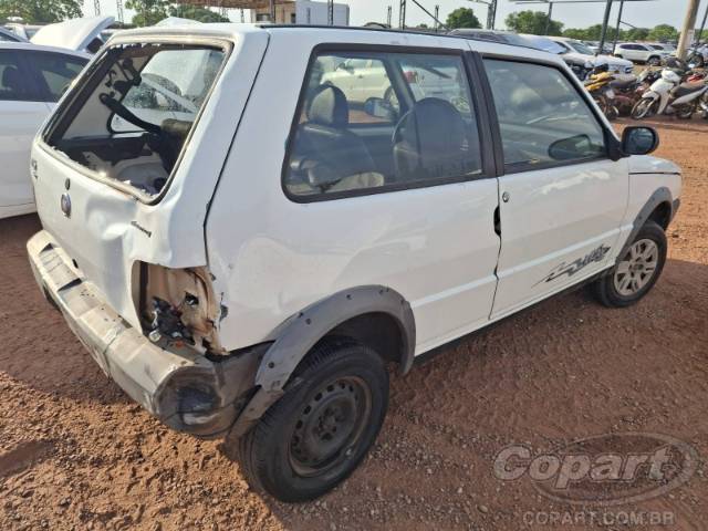 2013 FIAT UNO 