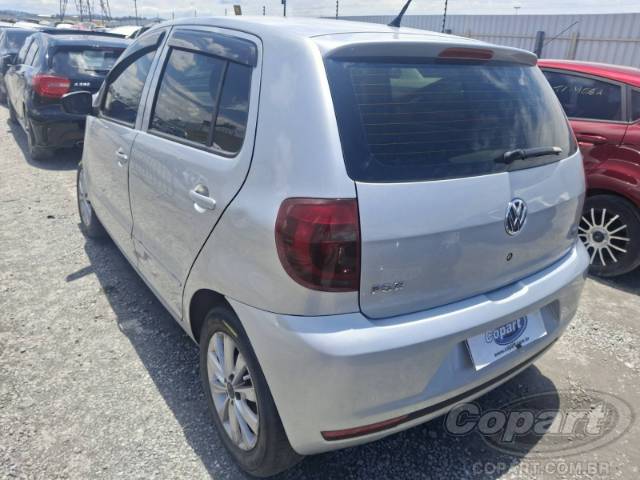 2011 VOLKSWAGEN FOX 