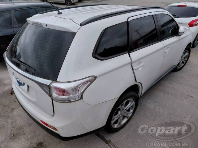 2015 MITSUBISHI OUTLANDER 