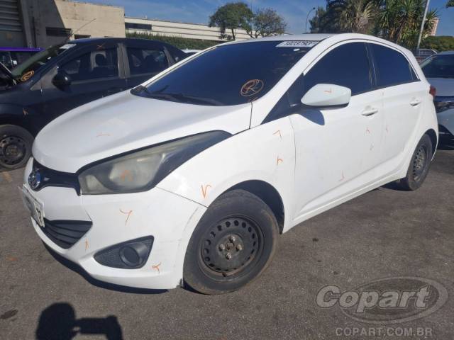 2015 HYUNDAI HB20 