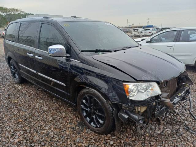 2015 CHRYSLER TOWN   COUNTRY 