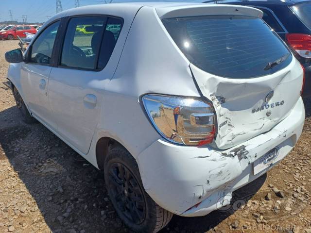 2015 RENAULT SANDERO 