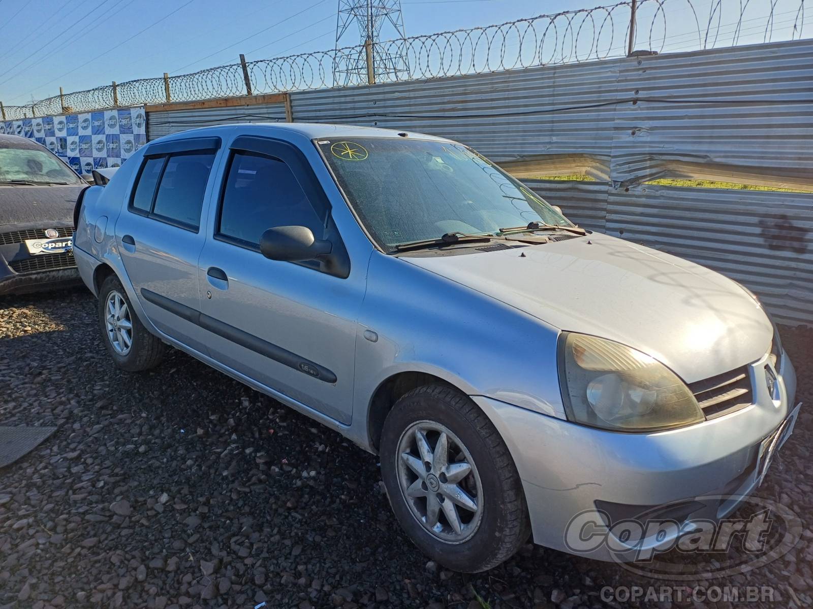 Veículo Renault CLIO SEDAN 2007 RENAULT CLIO SEDAN 1.6 16V HI-FLEX 2007 em leilão