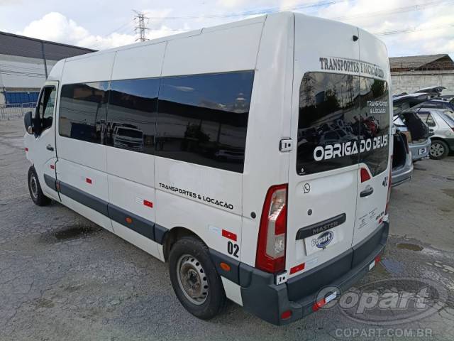 2020 RENAULT MASTER MINIBUS 