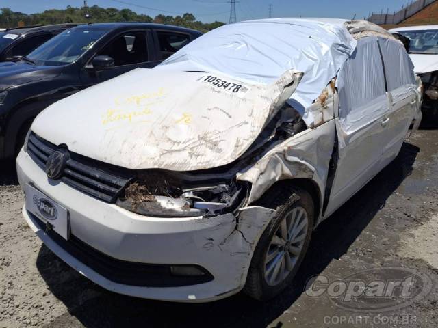 2014 VOLKSWAGEN VOYAGE 