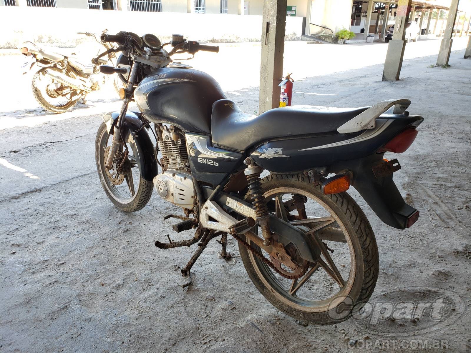 Foto 3: 2006 SUZUKI EN125