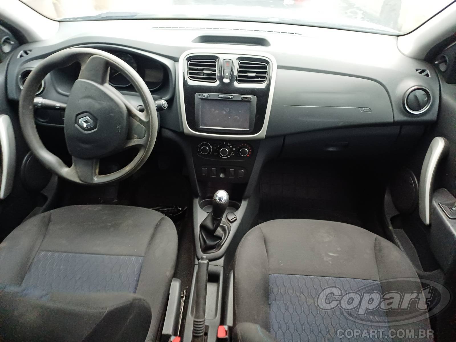 Foto 9 de 10: 2016 RENAULT SANDERO