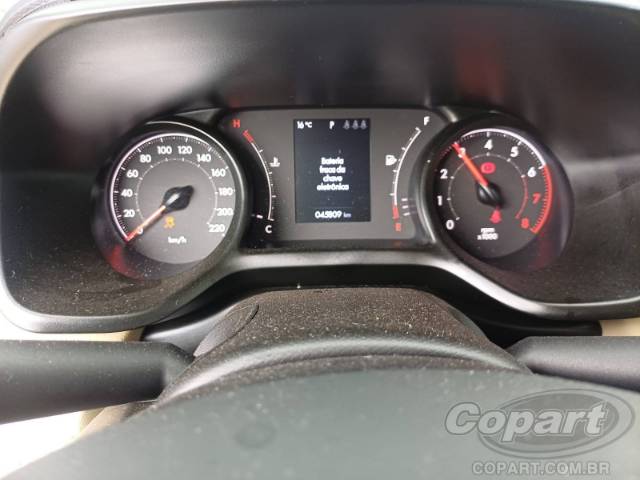 2025 FIAT FASTBACK 