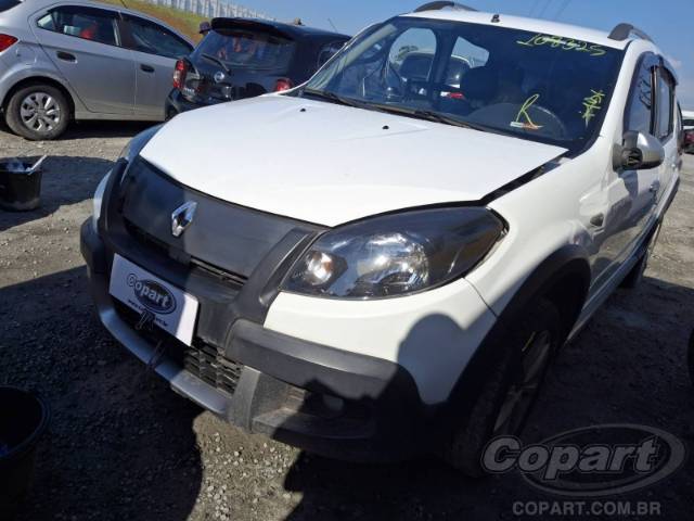 2014 RENAULT SANDERO 