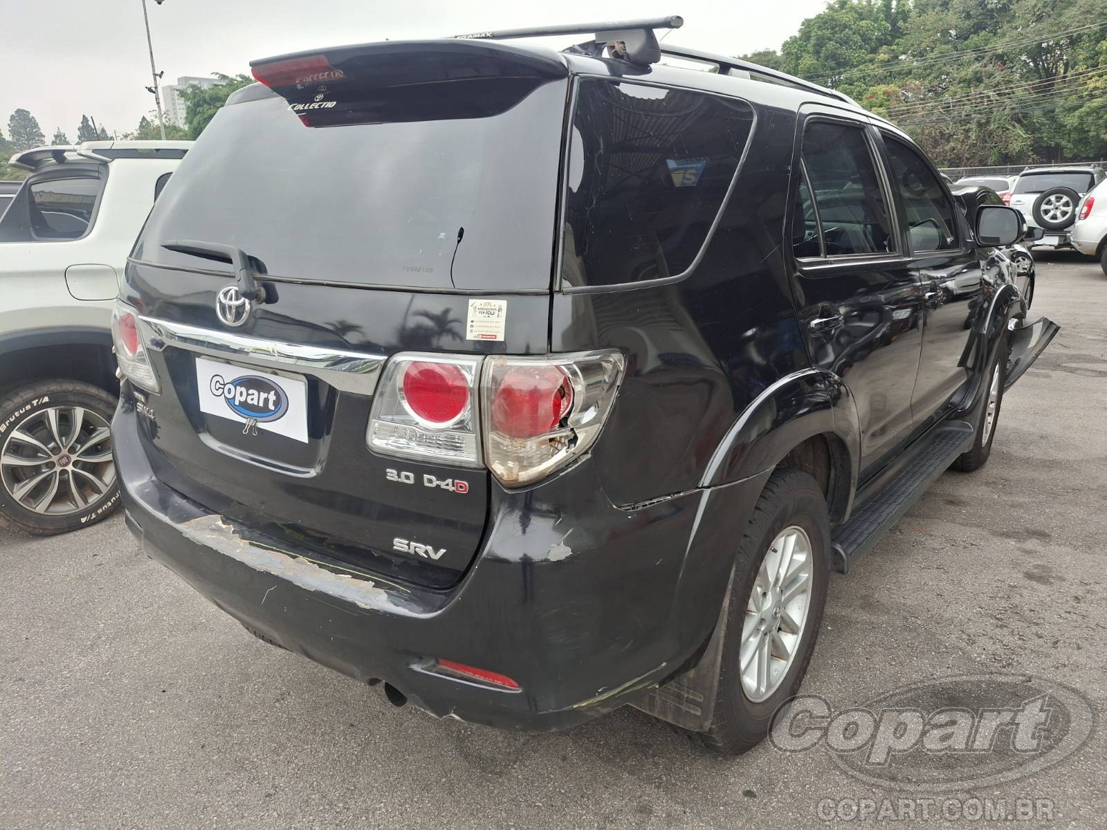 2015 TOYOTA HILUX SW4 — foto 4 de 11