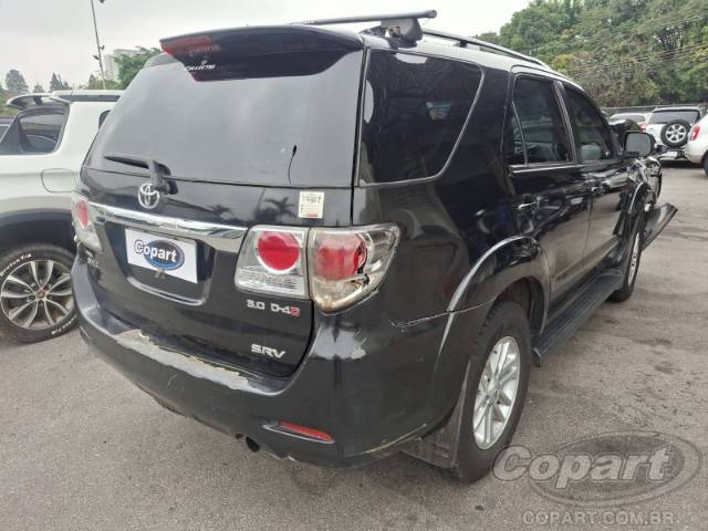 2015 TOYOTA HILUX SW4 