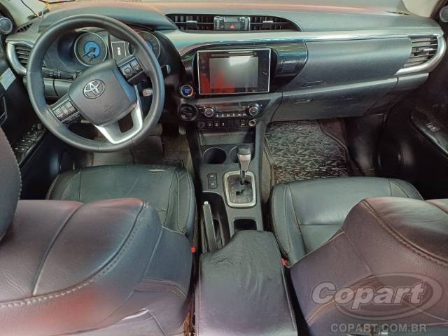 2016 TOYOTA HILUX CD 