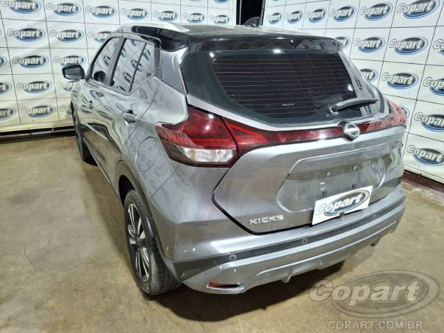 2024 NISSAN KICKS 