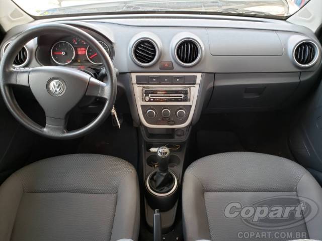 2012 VOLKSWAGEN VOYAGE 