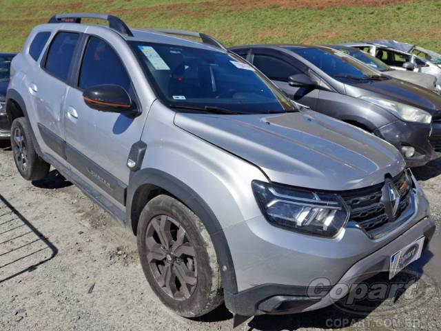 2025 RENAULT DUSTER 