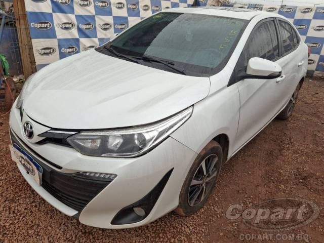 2022 TOYOTA YARIS SEDA 