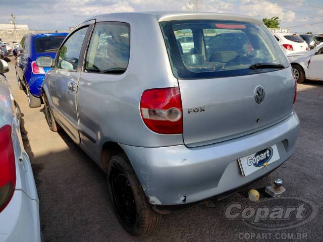 2004 VOLKSWAGEN FOX 