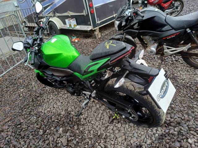 2025 KAWASAKI Z500 
