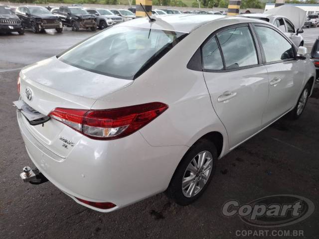 2019 TOYOTA YARIS SEDA 