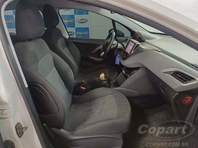 2017 PEUGEOT 208 