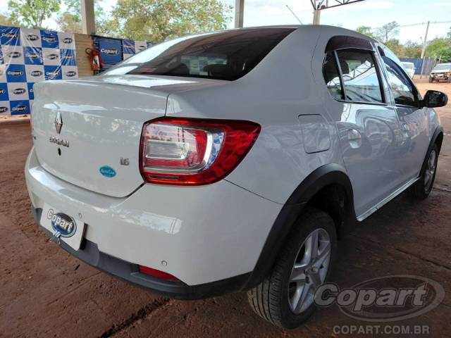 2021 RENAULT LOGAN 