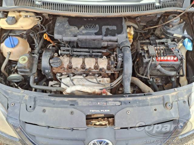 2010 VOLKSWAGEN FOX 