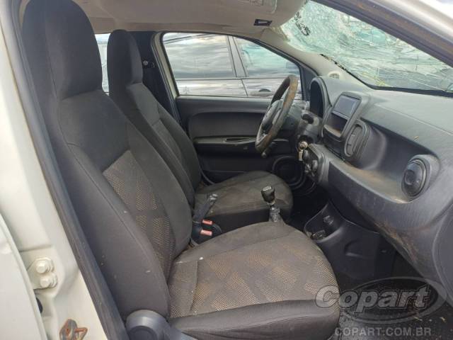 2017 FIAT MOBI 