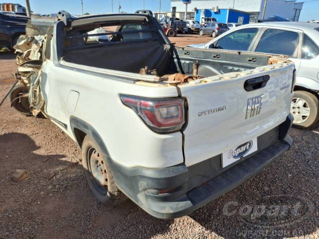 2022 FIAT STRADA 