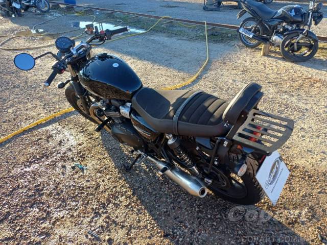 2020 TRIUMPH STREET TWIN 