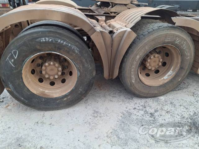 2014 MERCEDES BENZ AXOR 