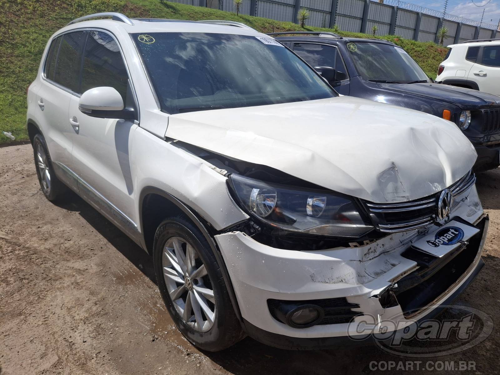 Veículo VW - VolksWagen Tiguan 2014 VOLKSWAGEN TIGUAN 2.0 16V TSI 2014 em leilão