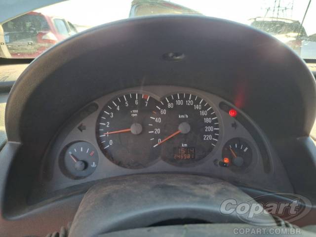 2003 CHEVROLET CORSA SEDAN 