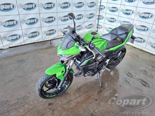 2025 KAWASAKI Z500 