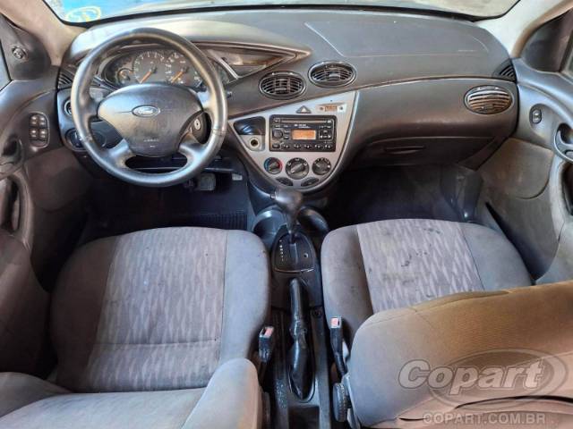 2005 FORD FOCUS 