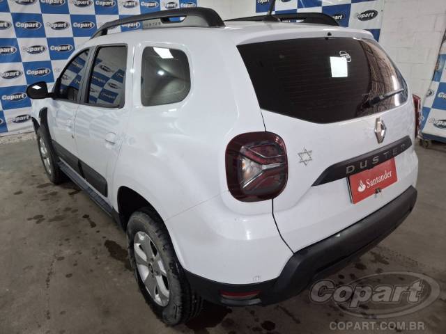 2025 RENAULT DUSTER 