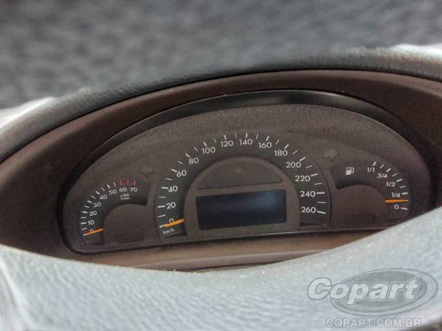 2001 MERCEDES BENZ CLASSE C 