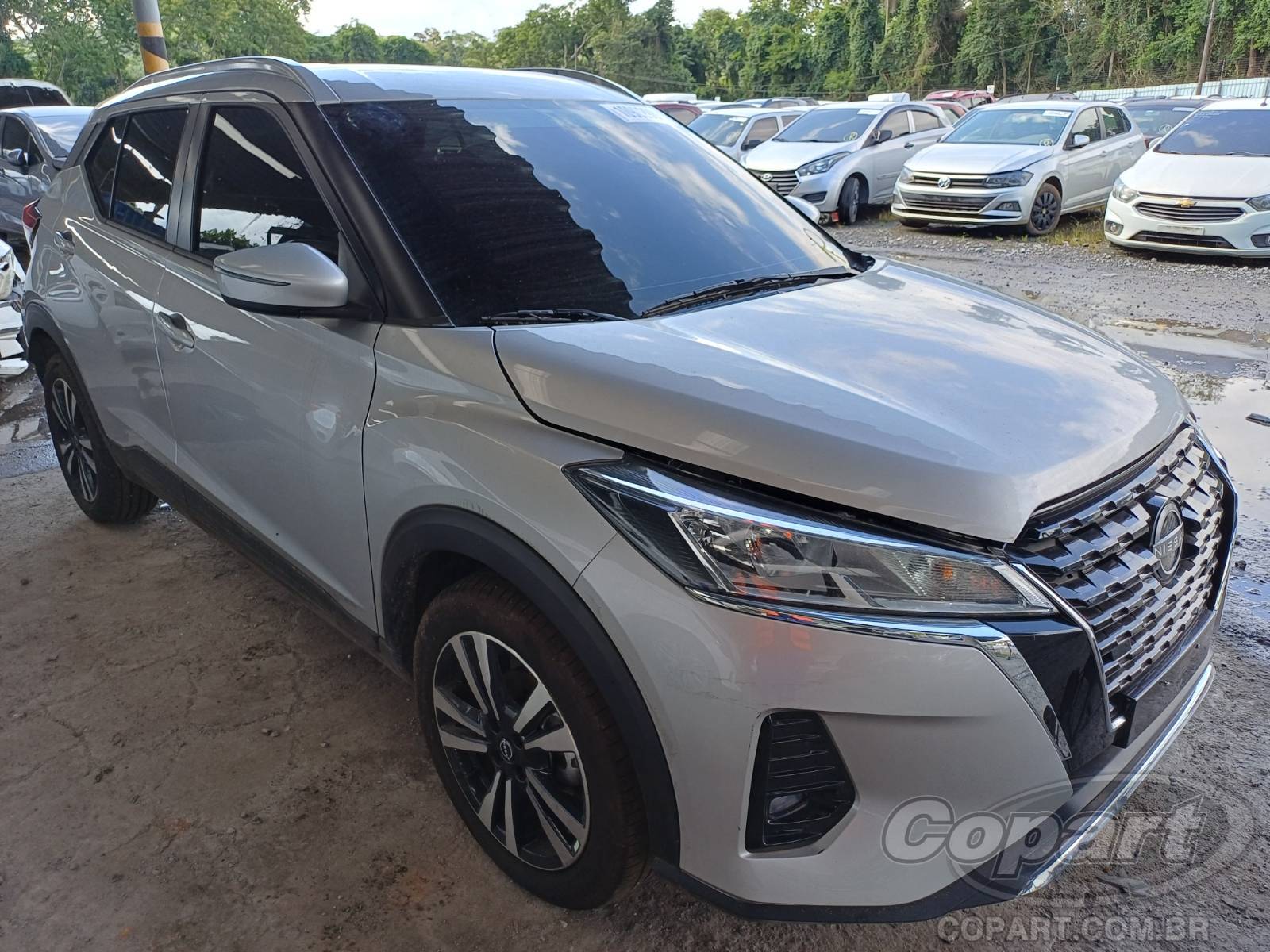 Nissan Kicks Play 2025