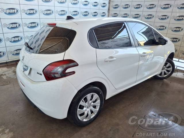 2017 PEUGEOT 208 