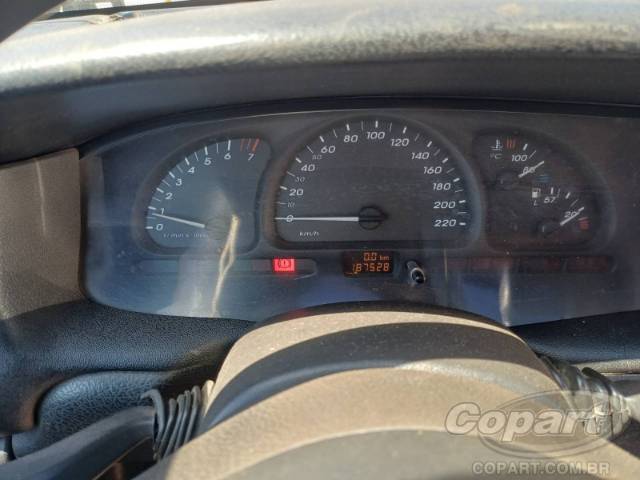 2001 CHEVROLET VECTRA 