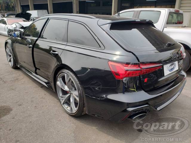 2021 AUDI RS6 AVANT 