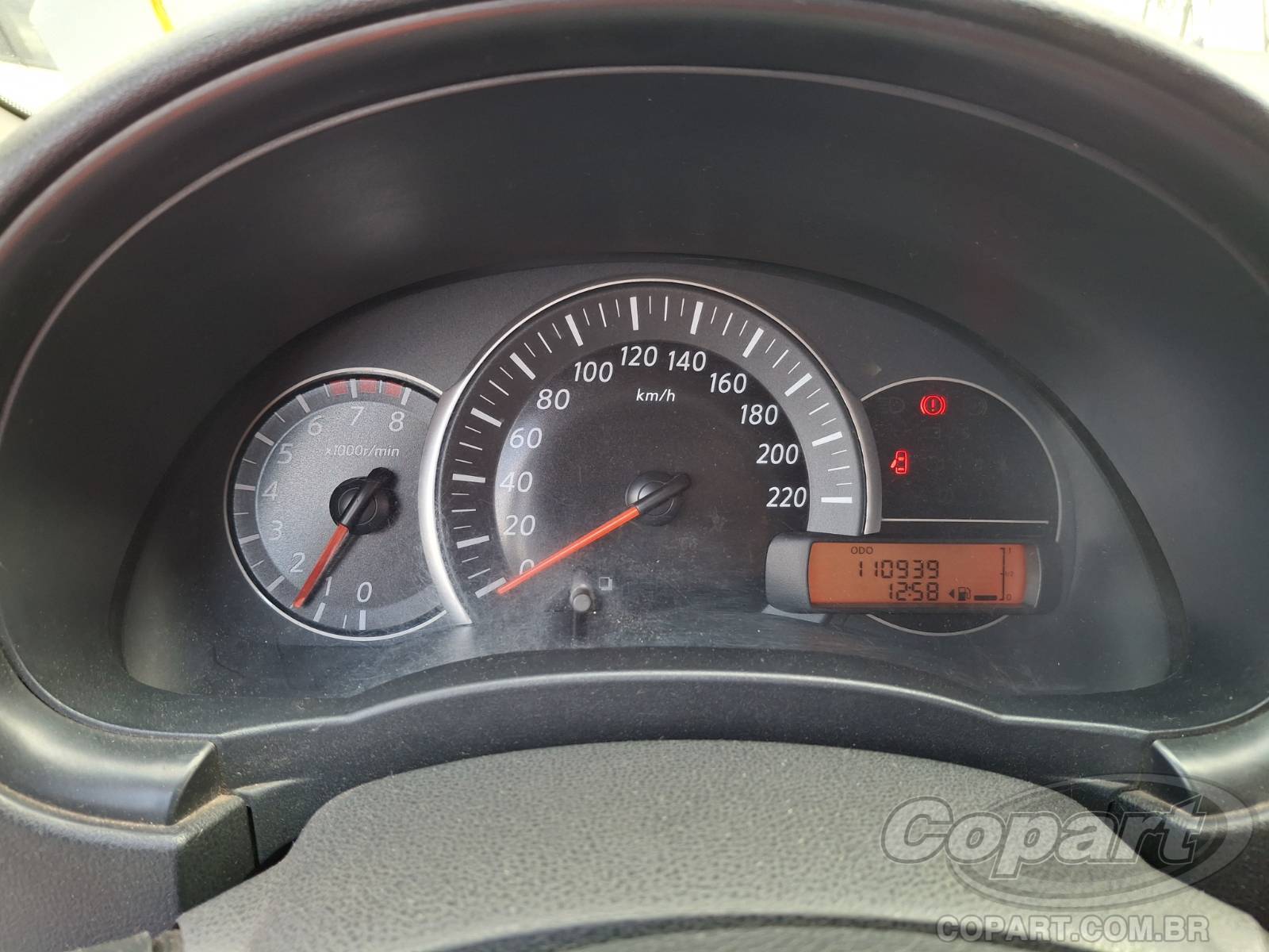 Foto 8 de 10: 2019 NISSAN VERSA