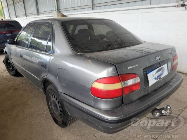 2001 TOYOTA COROLLA 
